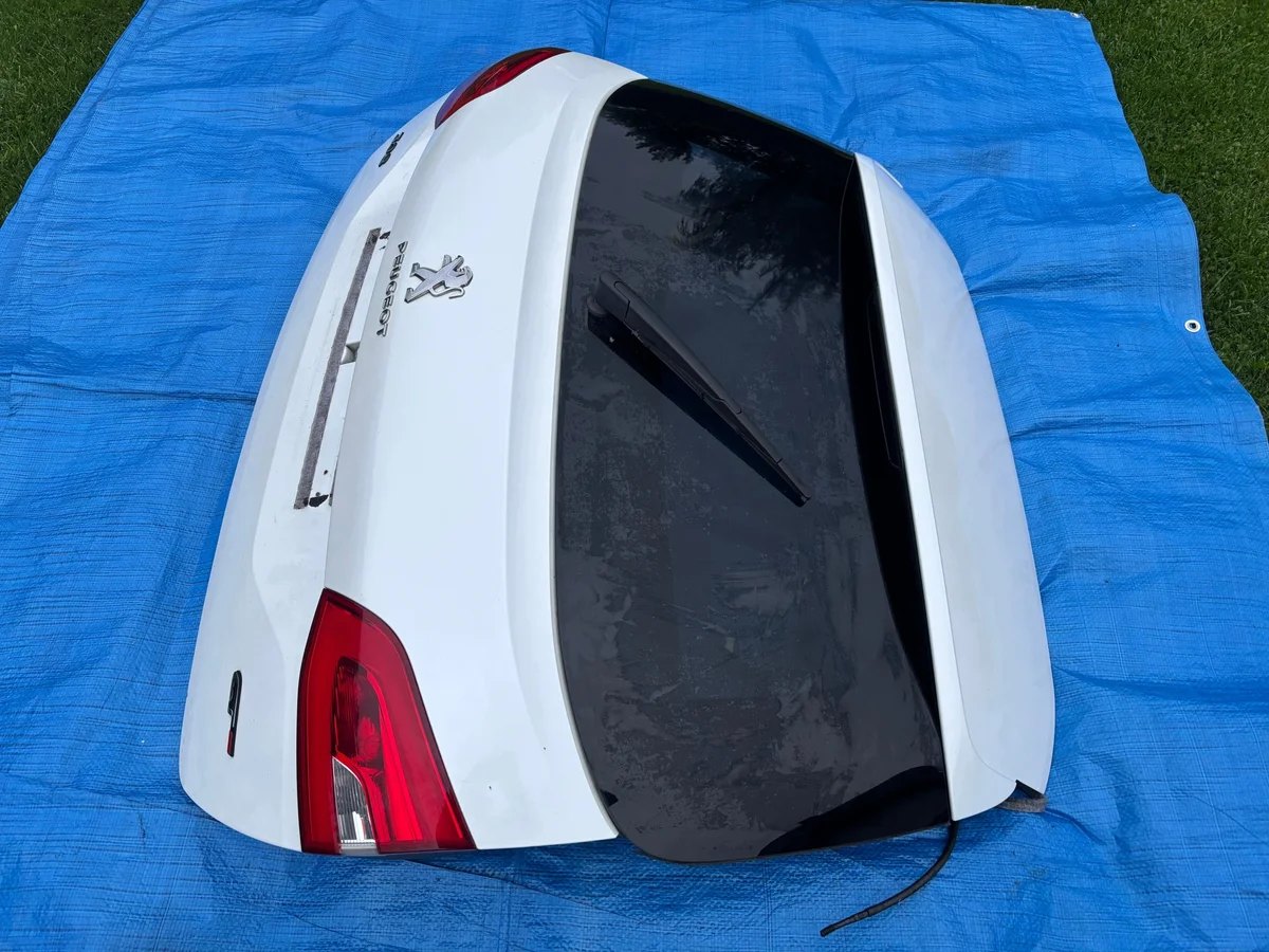 Heckklappe Peugeot 308 T9 Kombi gebraucht image 3