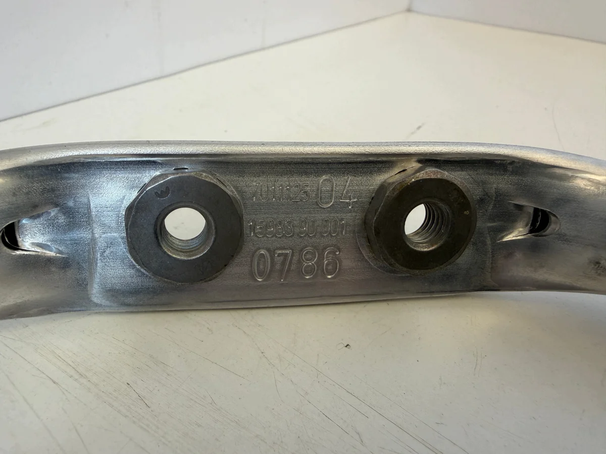 BMW X1 U11 Verstärkung Querstrebe vorne image 4