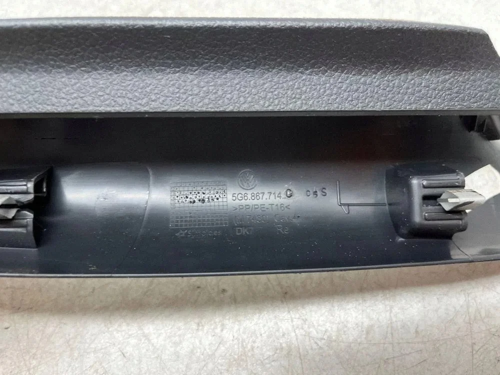 Bagagerumslock VW Golf VII Variant 5G6867714C image 7
