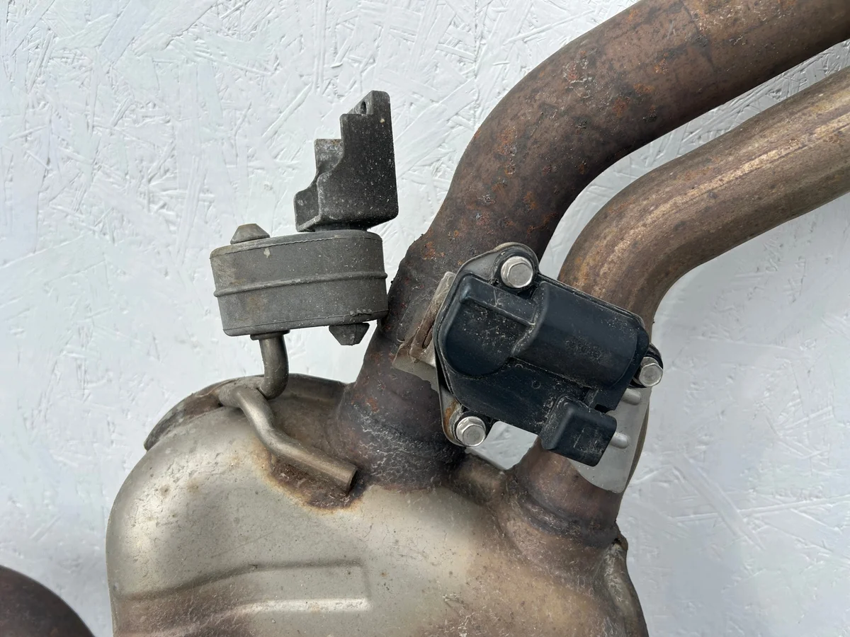 Audi RS3 8V Auspuffanlage Aktiv gebraucht image 9