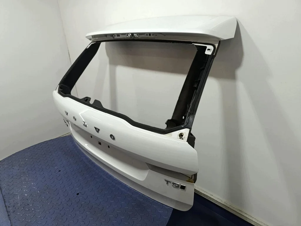 VOLVO XC60 II 17- Klappe Kofferraum Heckklappe image 3