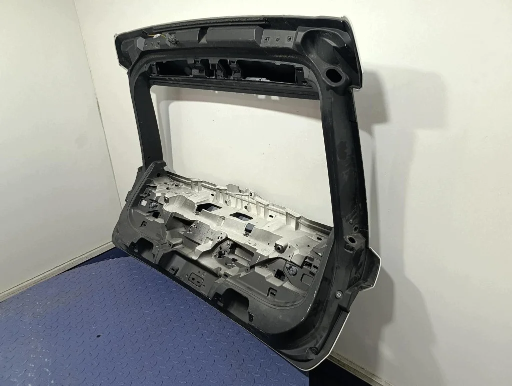 VOLVO XC60 II 17- Klappe Kofferraum Heckklappe image 10
