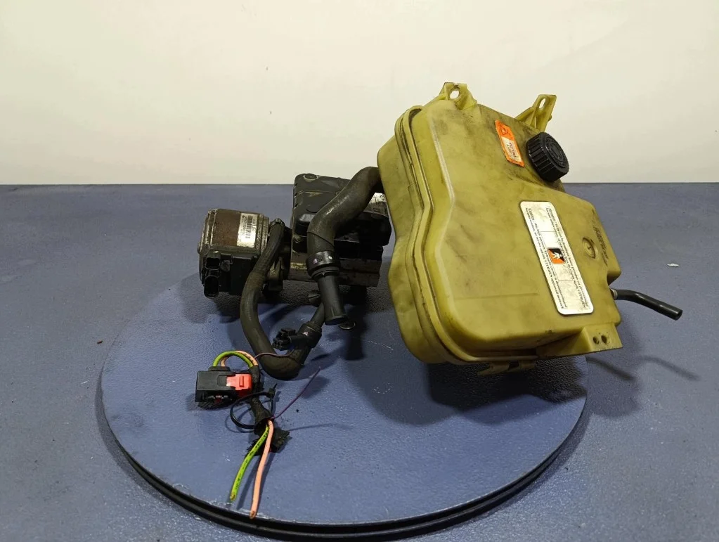 Pompe hydraulique suspension Citroen C5 I