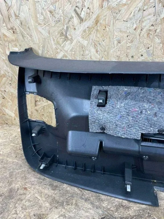 Revestimento Porta-Malas VW Golf VII 5G6867605A image 10