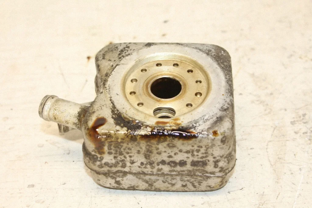 Audi A3 8L 1.9 TDI öljynjäähdytin image 3