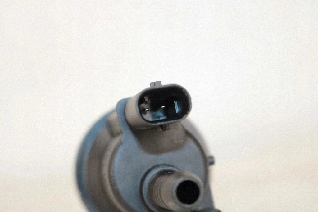 Vanne Vacuum VW Passat B6 1.8L Diesel 06H906517B image 5
