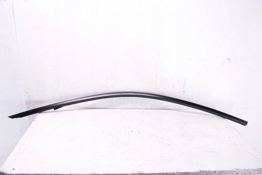 Listwa dachowa BMW F32 lewa czarna 7280297