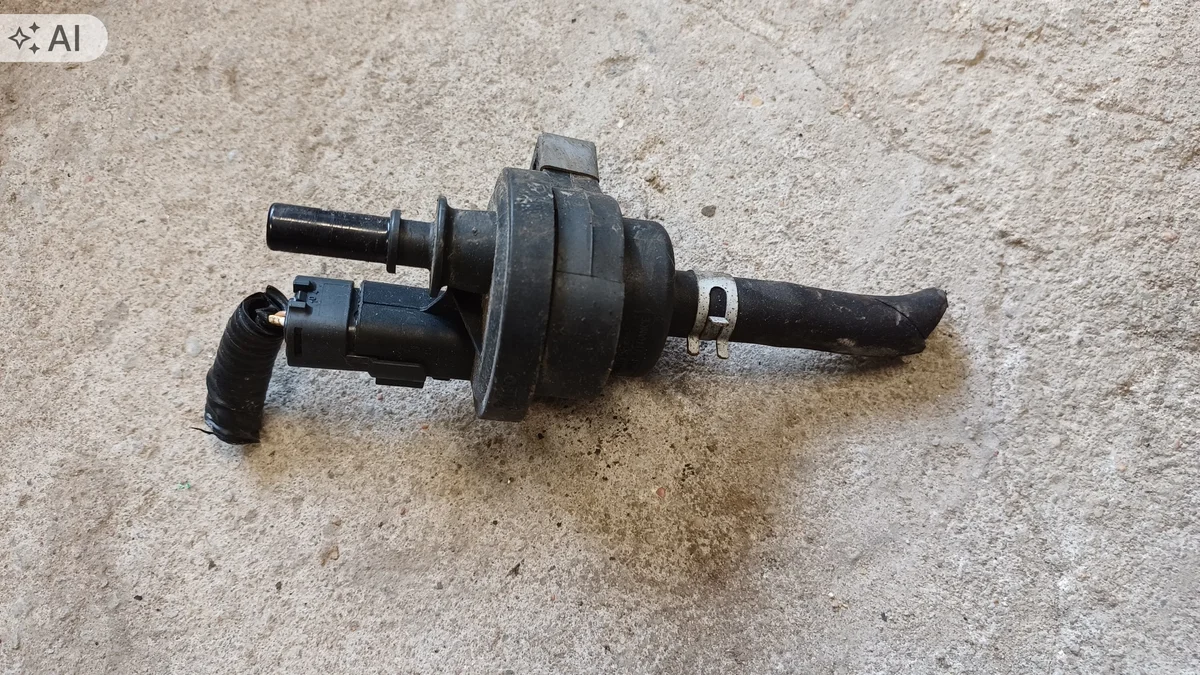 Nissan Pulsar 1.2 DIG-T Vacuum Valve 149304ED0A