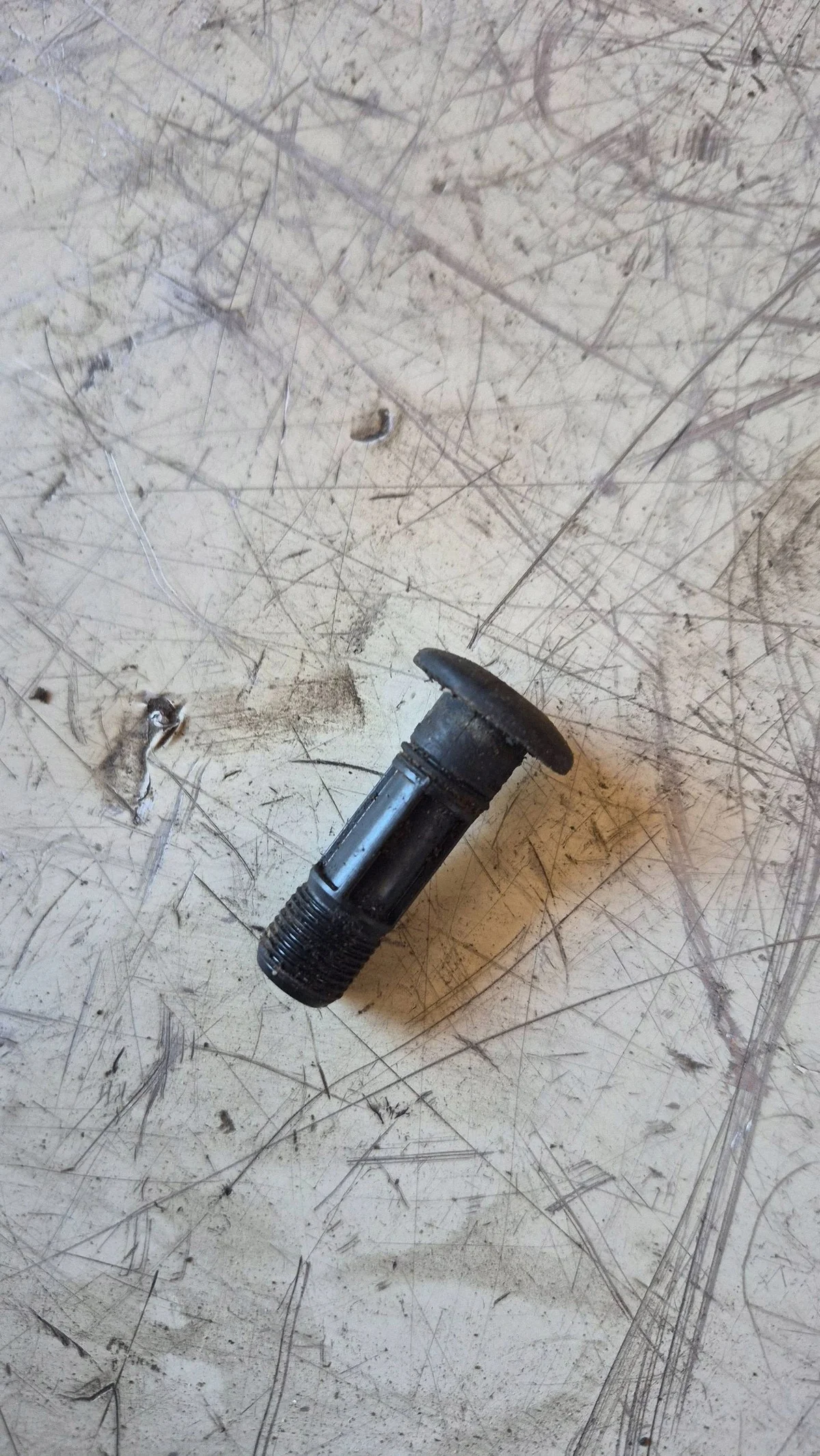 Porsche Taycan 2022 Pin Soporte Moldura 9J1854297