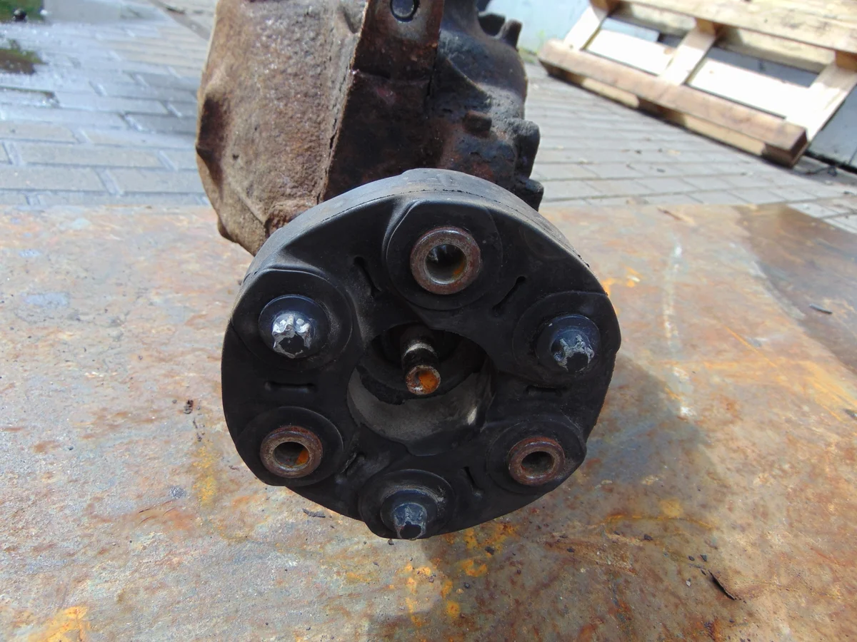 Differential hinten BMW 1 E87 2.0 Diesel Manuell image 5