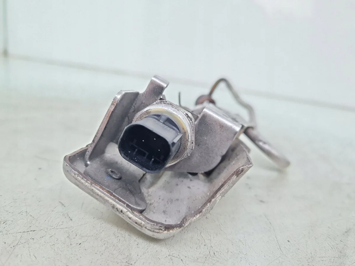 Renault 8201000764 Uitlaatdruksensor image 3
