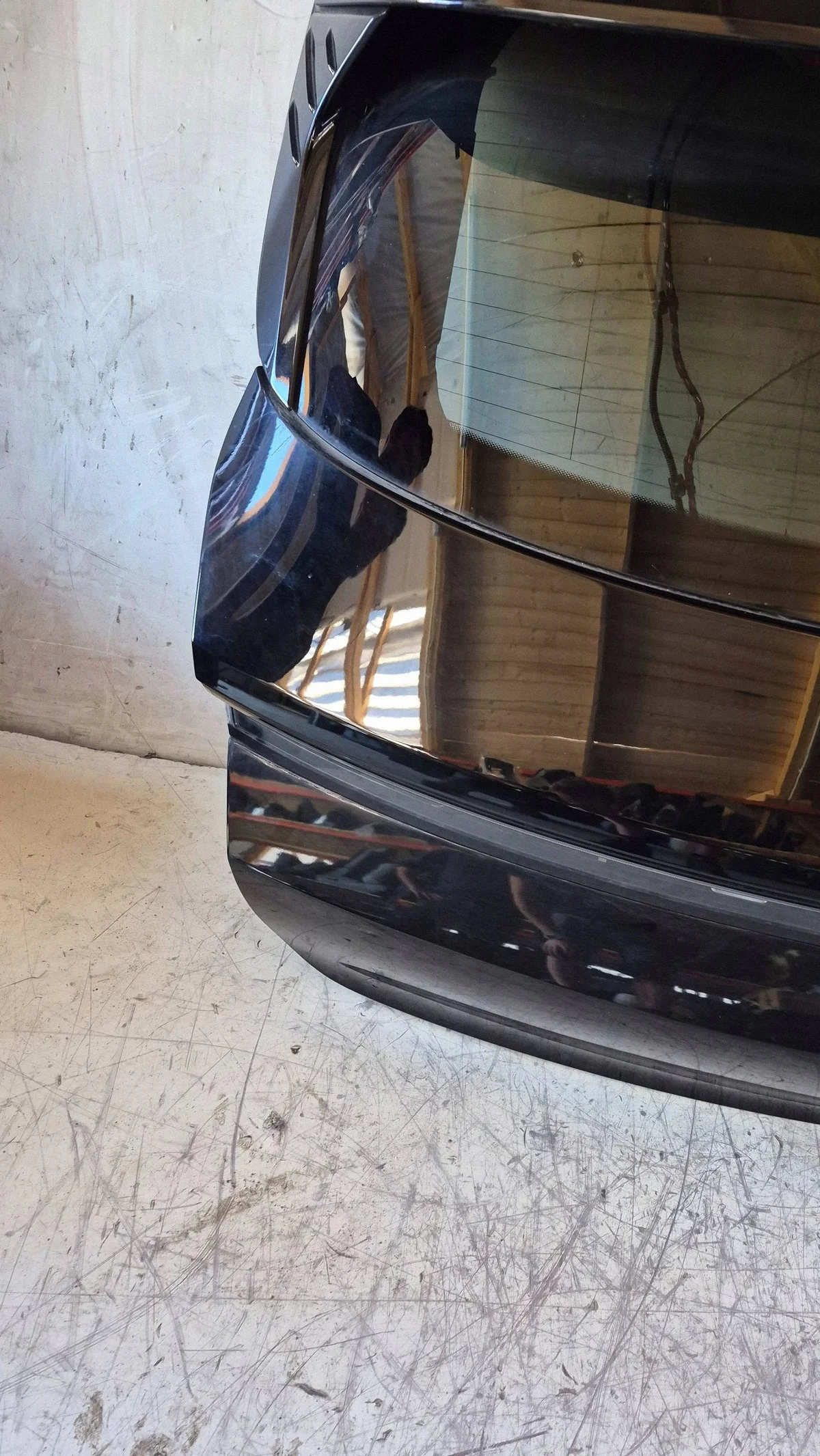 Porsche Taycan 2022 Portellone Posteriore XRA8435