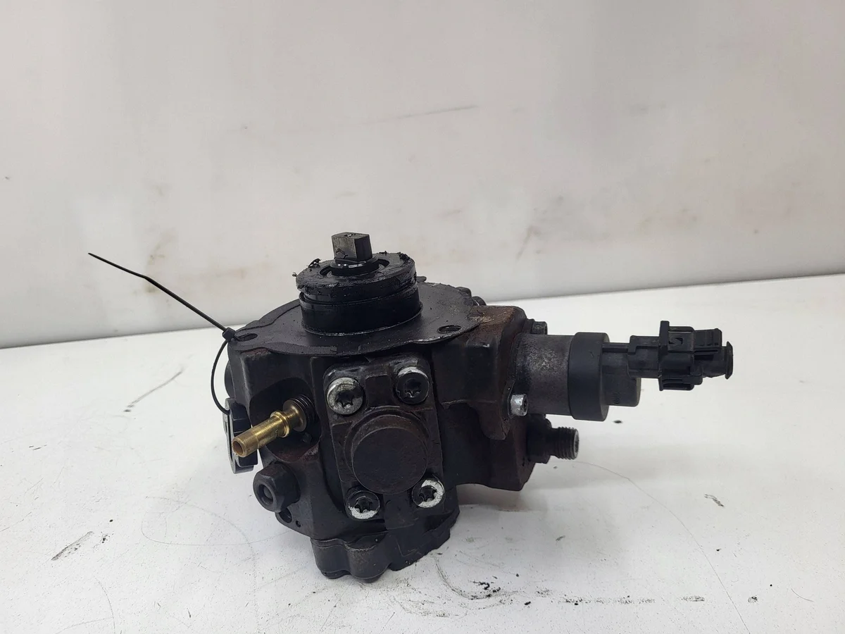 Land Rover Freelander 2 Injector Set 9683268980 image 4