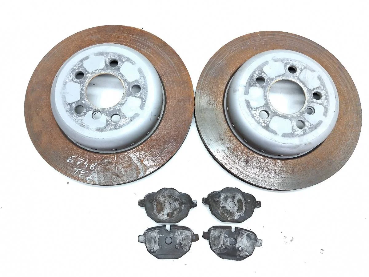 Remblokken BMW 5 G30 G31 520D Bosch