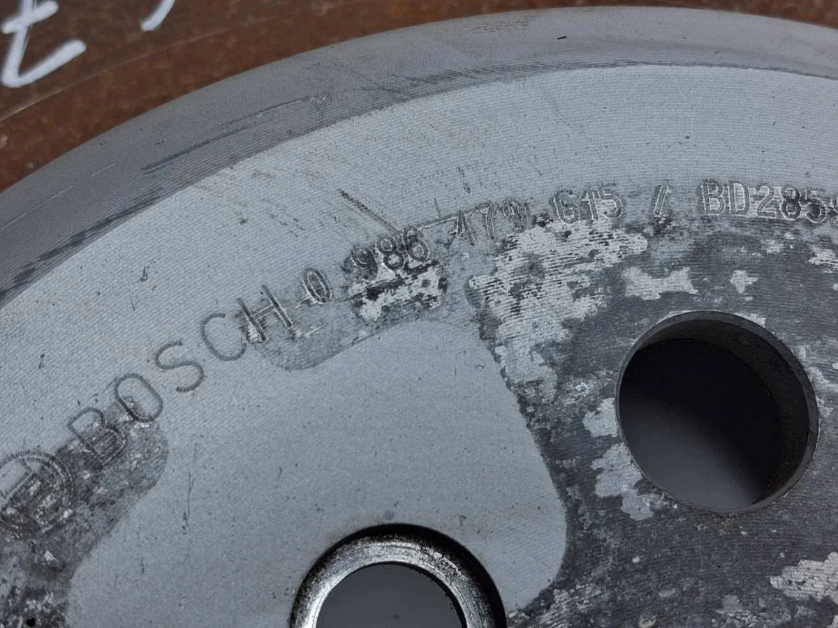 Bremsbeläge vorne Bosch 0986479G15 BMW 5 G30 G31 image 4