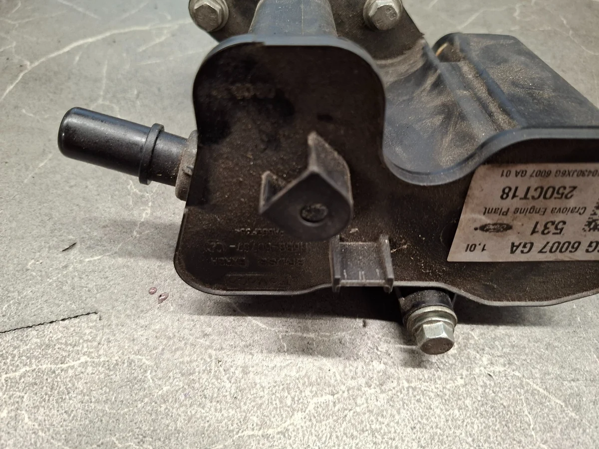 Ölentlüftung Ford Focus mk4 1,0 ECOBOOST image 5