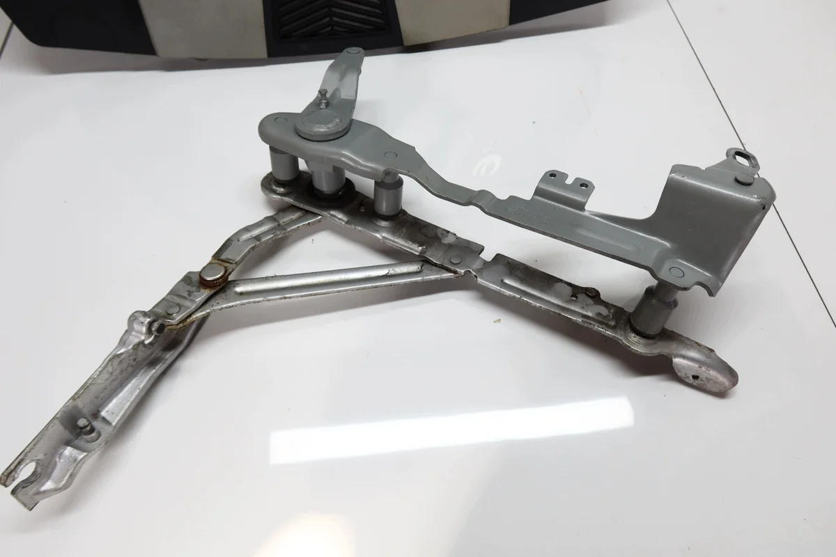 Mercedes W215 CL Bisagra Puerta Derecha image 4