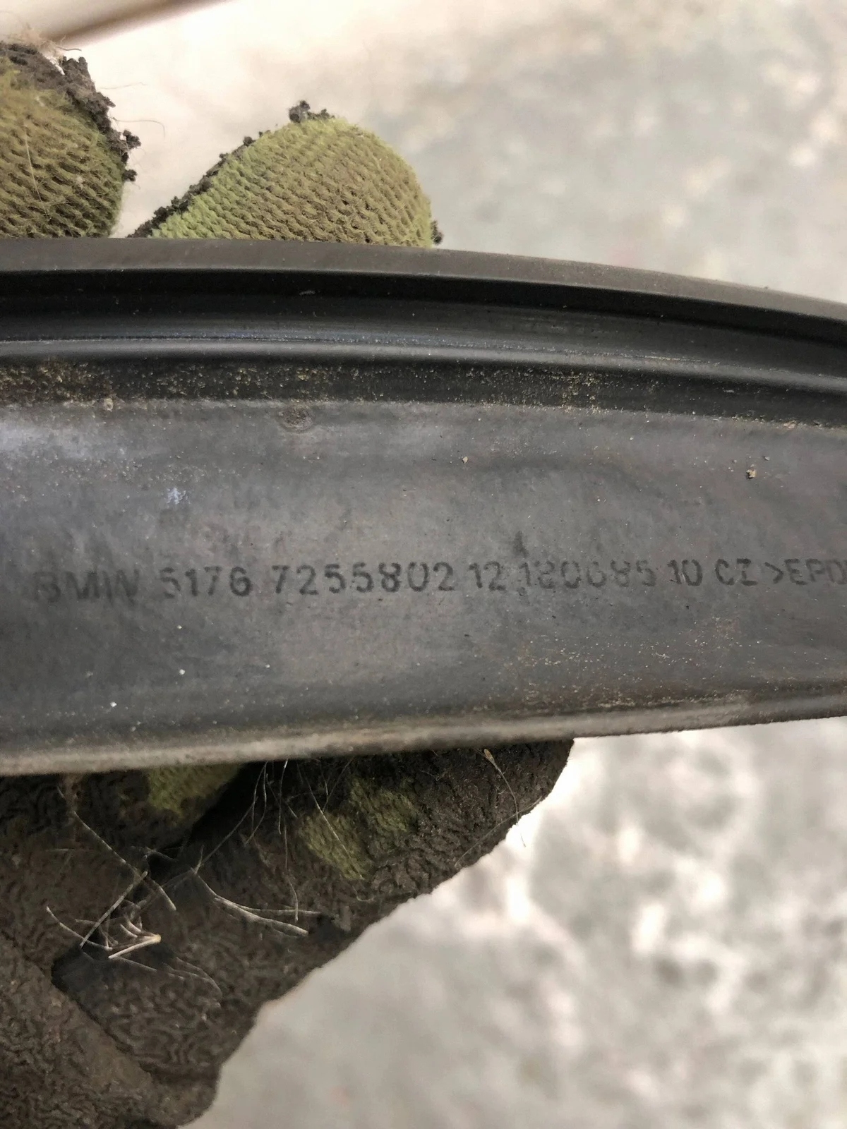 Joint de capot BMW F31 7255802 image 3
