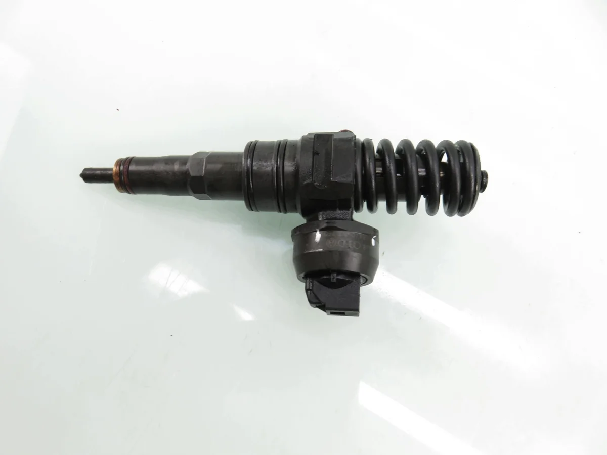 Suuttimen pumppu VW Golf Plus 1.9 TDI image 7
