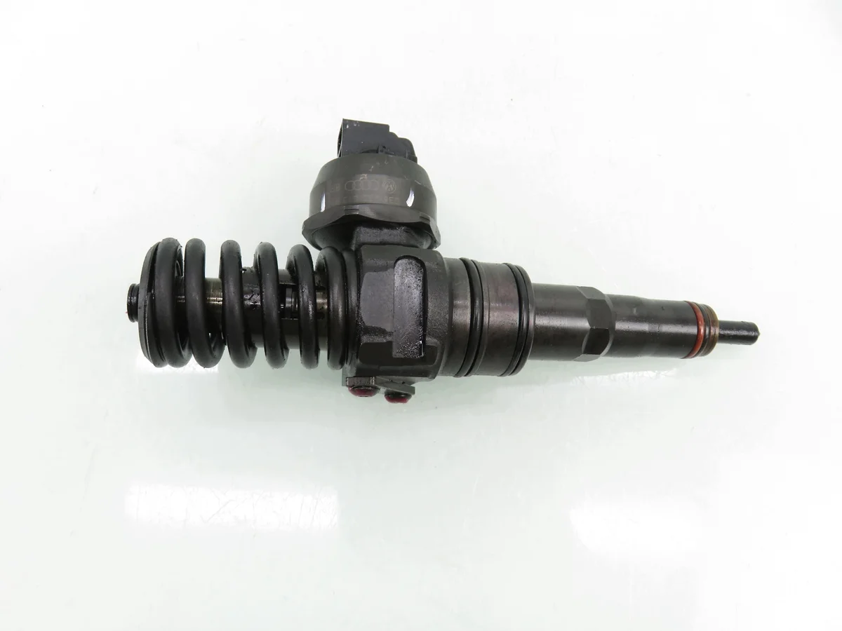 Suuttimen pumppu VW Golf Plus 1.9 TDI