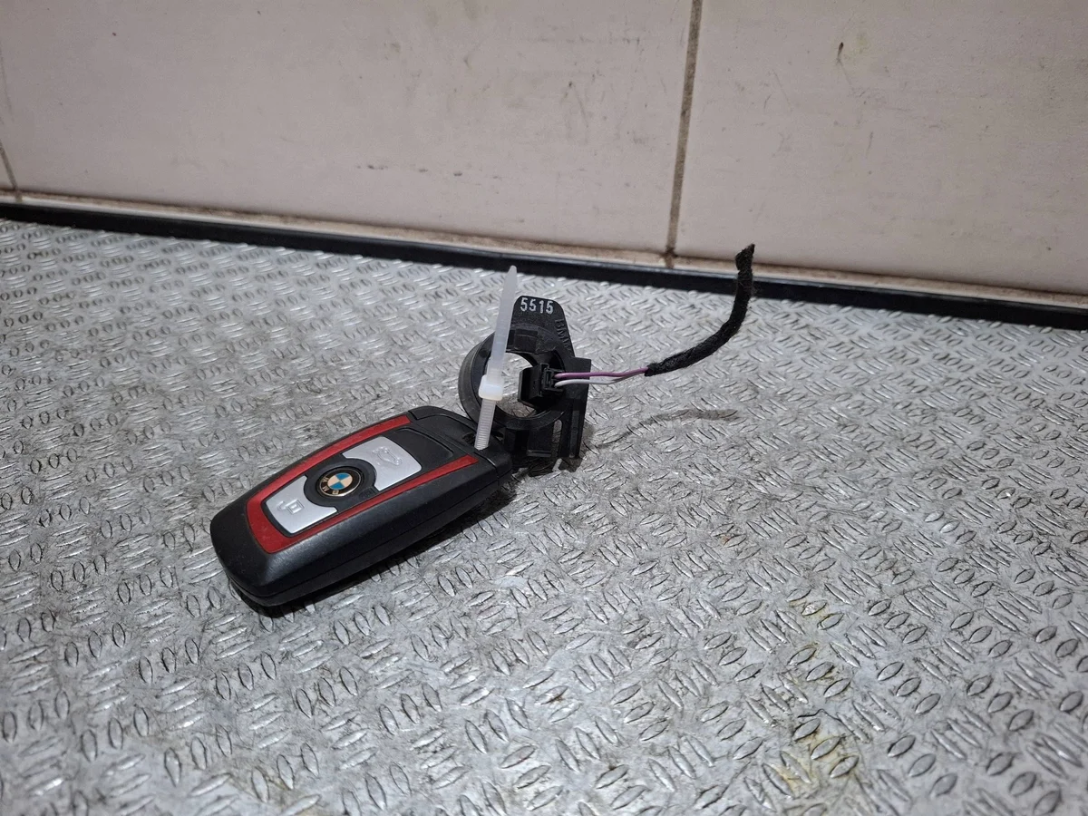BMW 3 F30 F35 F31 immobilizer loop 9311353