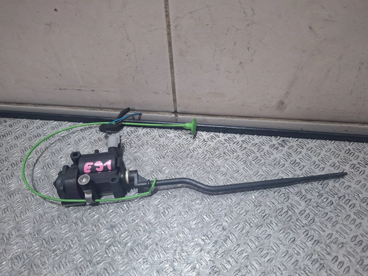 Serratura sportello carburante BMW 3 E90 E91 985880