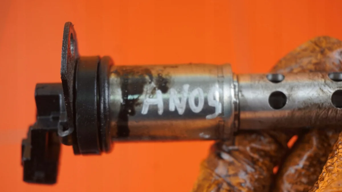 BMW E90 E60 Nockenwellensensor 3.0 B 218KM image 4