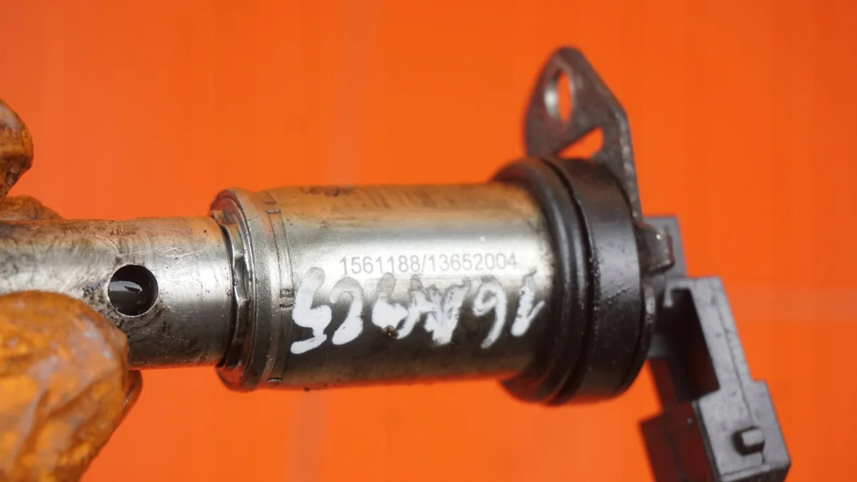 BMW E90 E60 Nockenwellensensor 3.0 B 218KM image 5