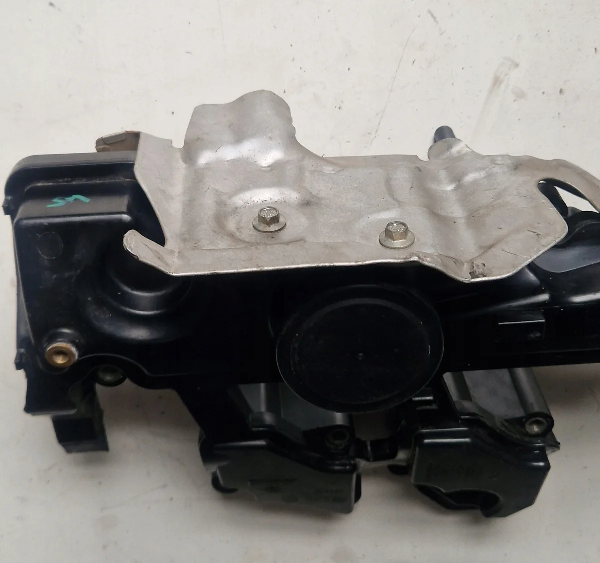 Renault 2.0D Ventildeckel OE 8200673395 thumbnail 5