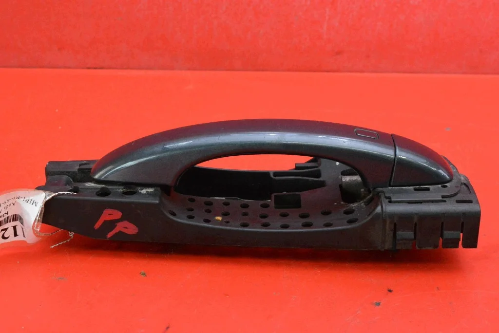 Oikea etukahva Audi A4 B8 07-11 image 6