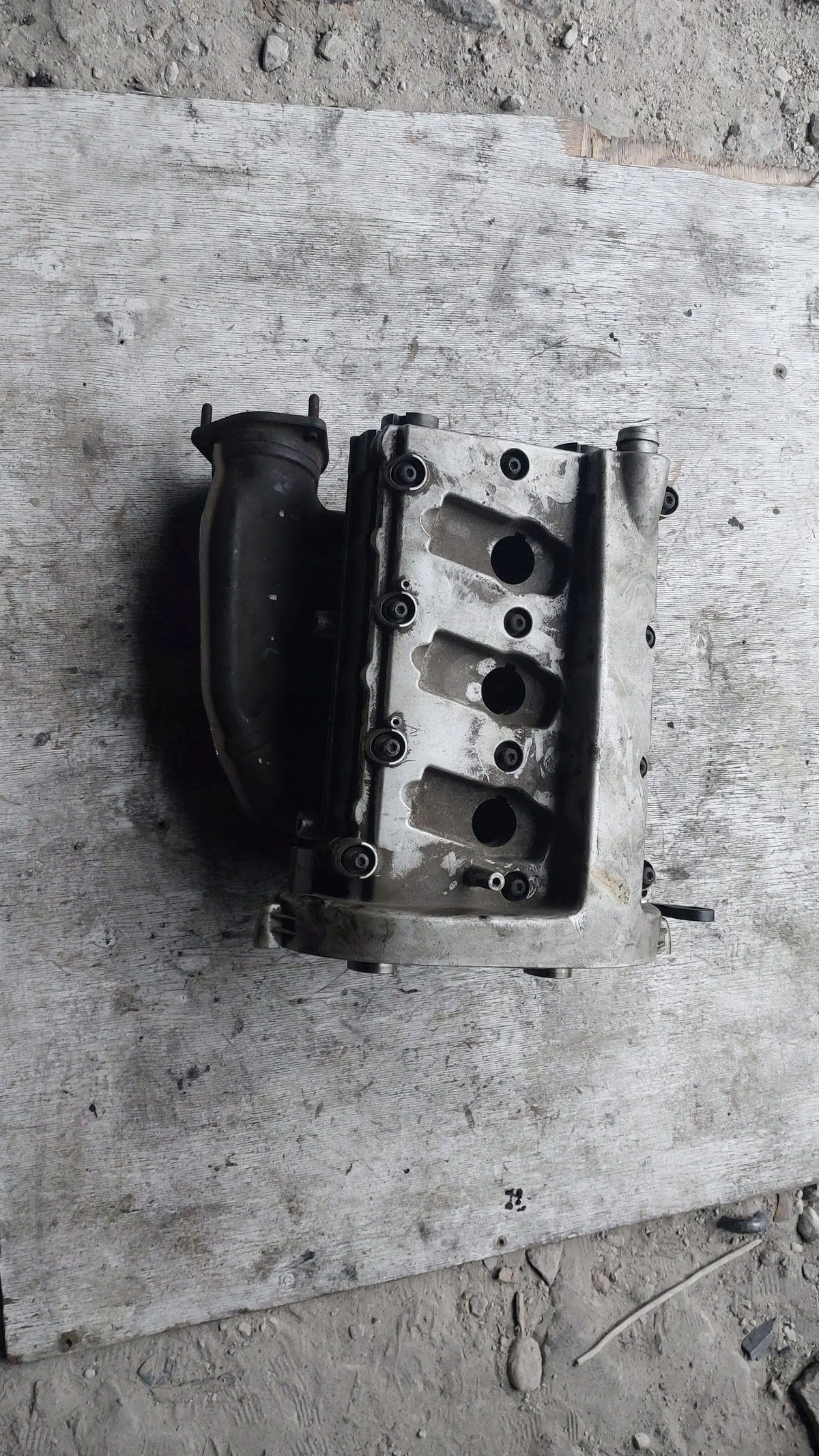 Audi 3.0 V6 Engine Cylinder Head Left