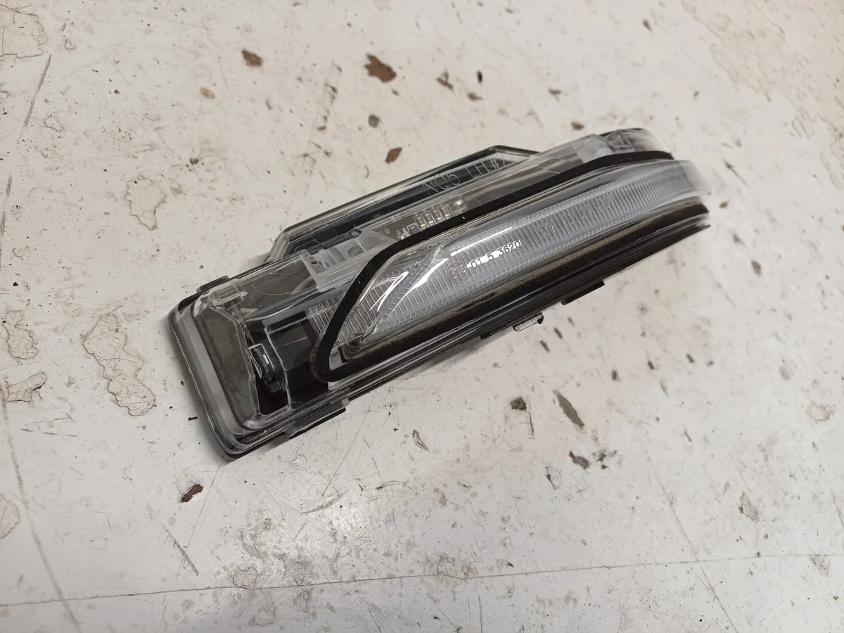 Blinker Spiegel Links Kia Sportage 5 V 21- image 3
