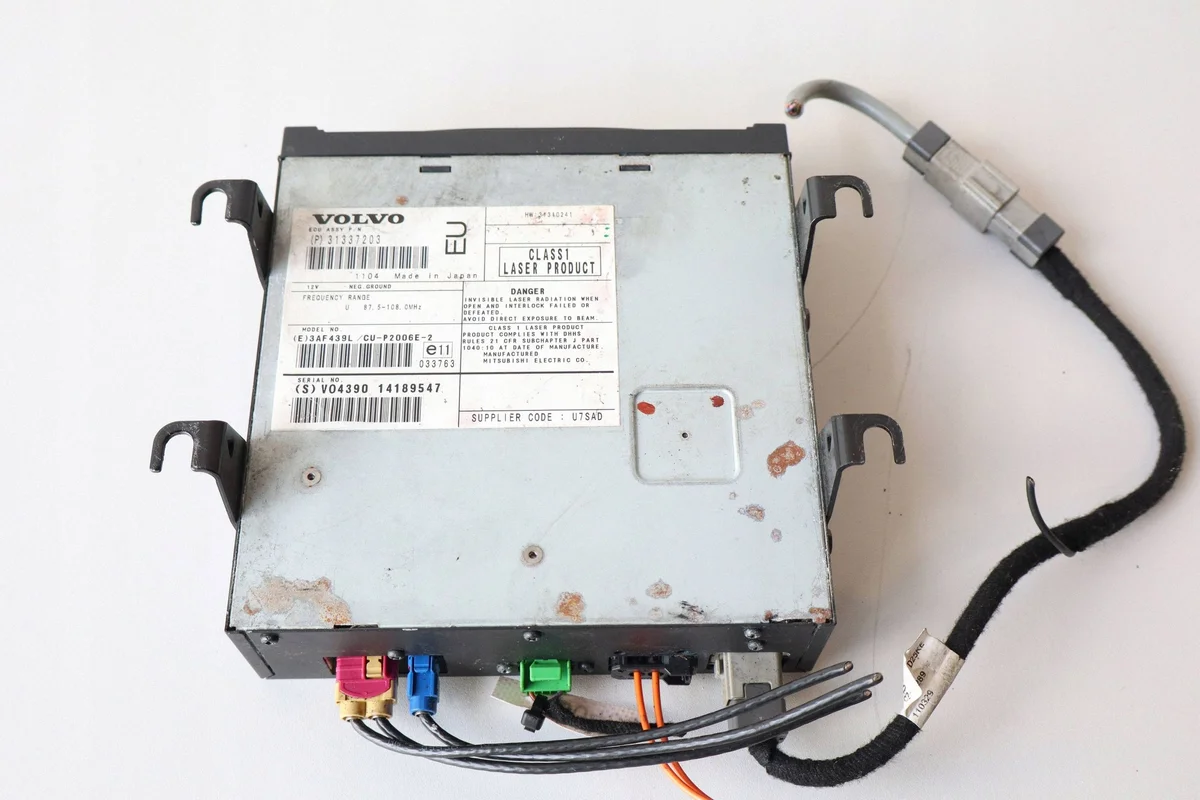 Volvo XC90 I LIFT Changeur CD 31337203 image 5