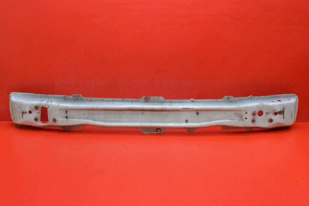 Dacia Dokker 1 12-17 Voorbumper Balk Gebruikt