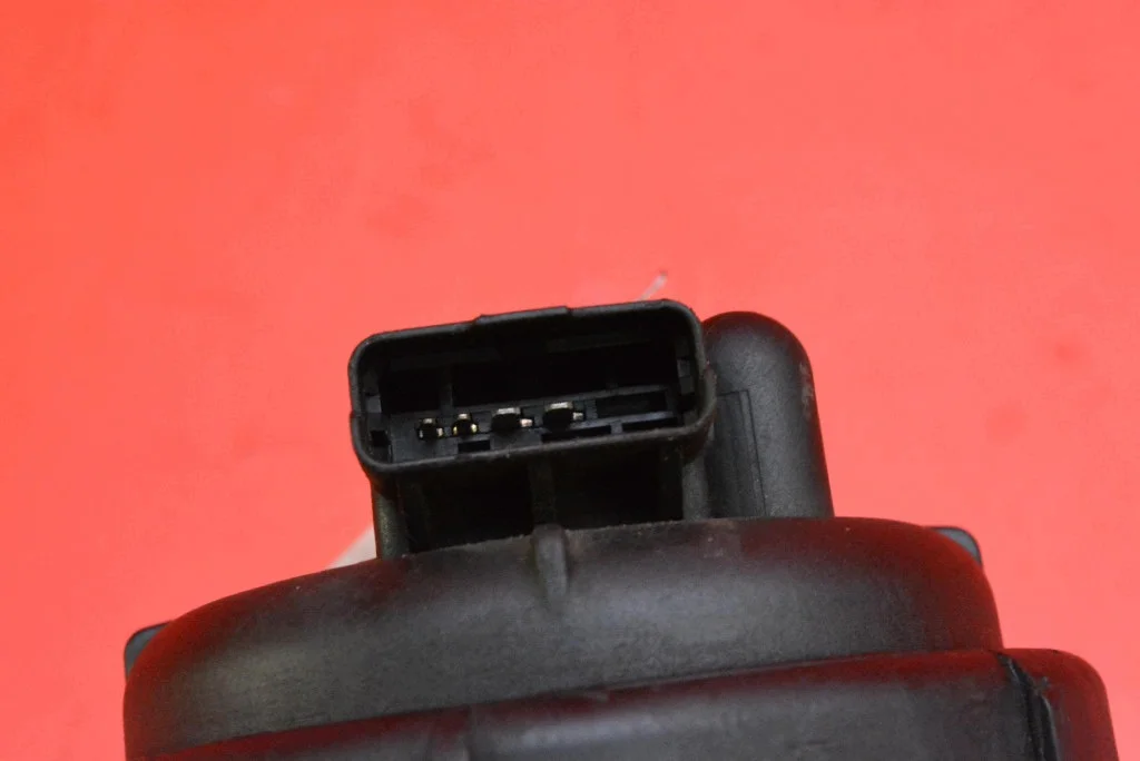 Kraftstofffiltergehäuse Opel Signum C 1.9 CDTI image 7
