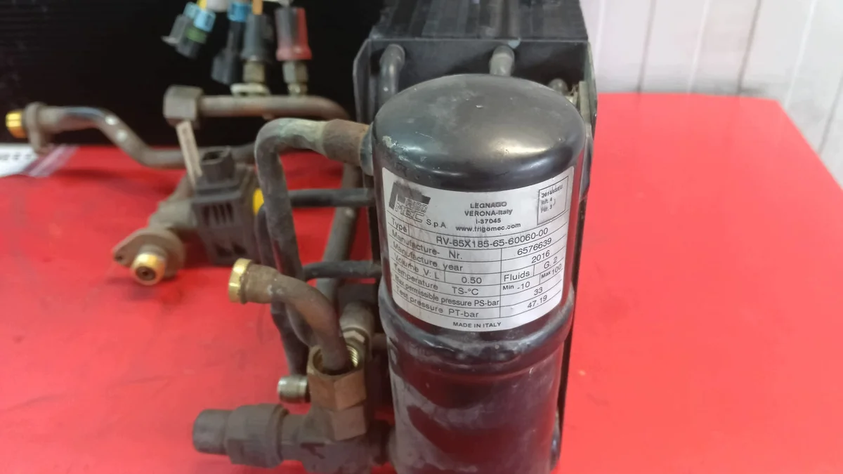 Condensor Carrier XARIOS 300 350 C-062931/02 image 5