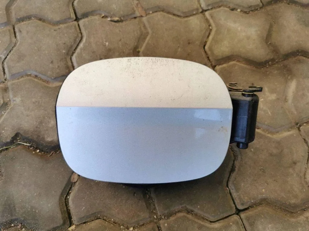 Sportello serbatoio Ford Ka 2U5A9A095AA