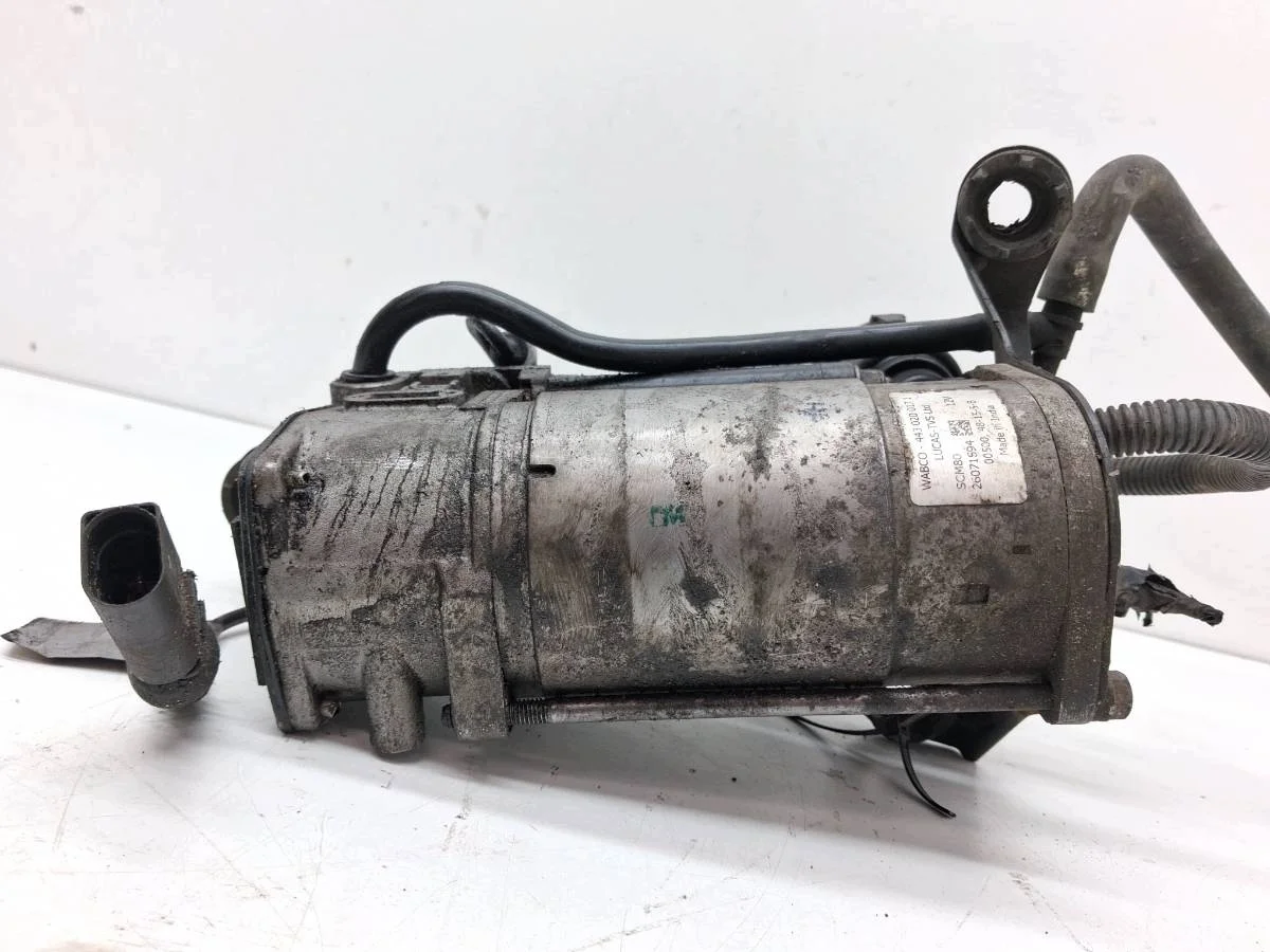 Compresseur suspension Audi A8 D3 AUST139608 image 4