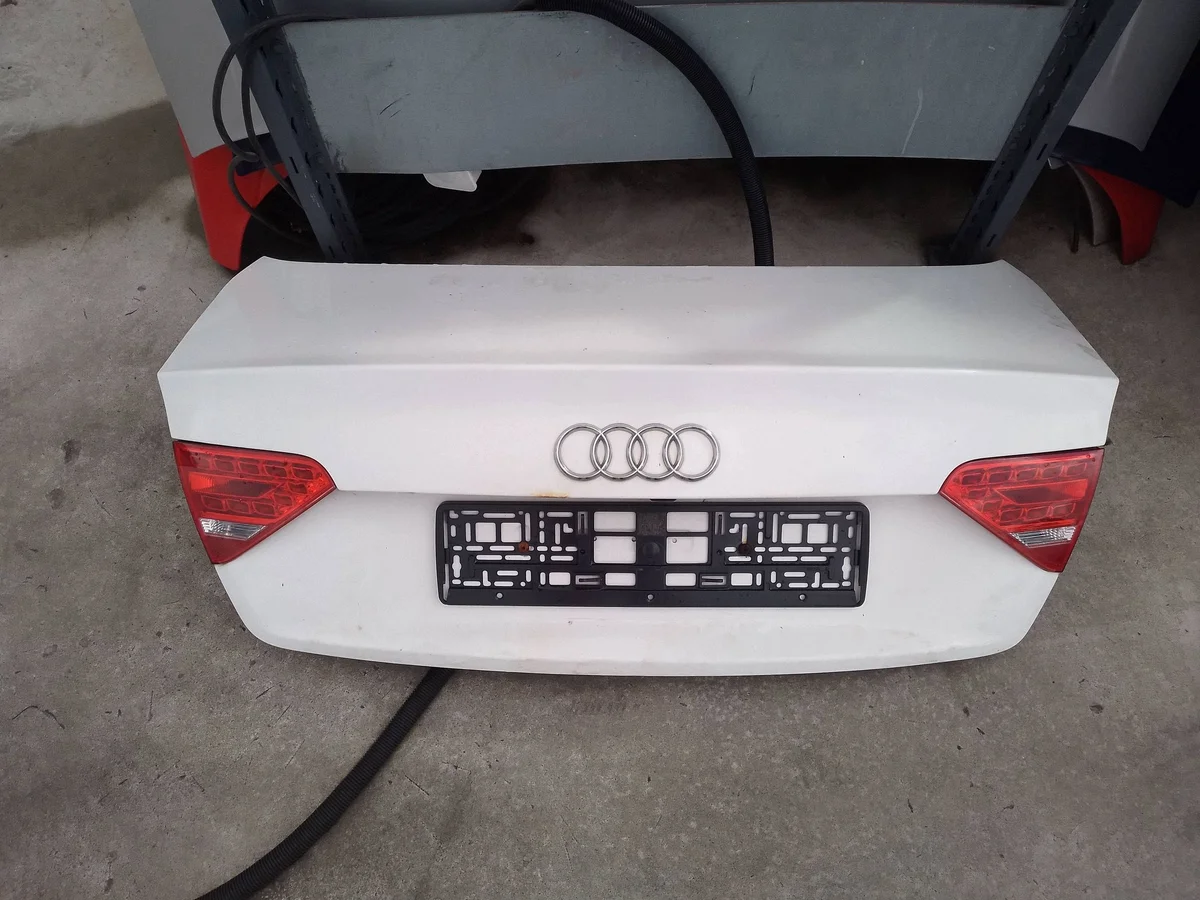 Audi A5 8T 8F Heckklappe ZYZ12388