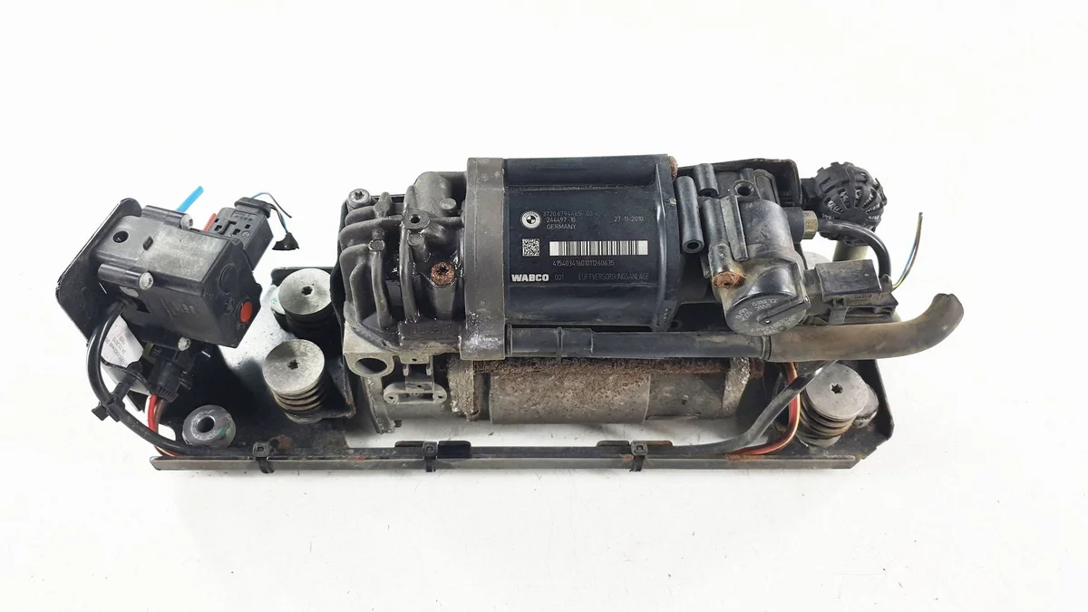 BMW 5 GT F07 550i Compresseur suspension pneumatique
