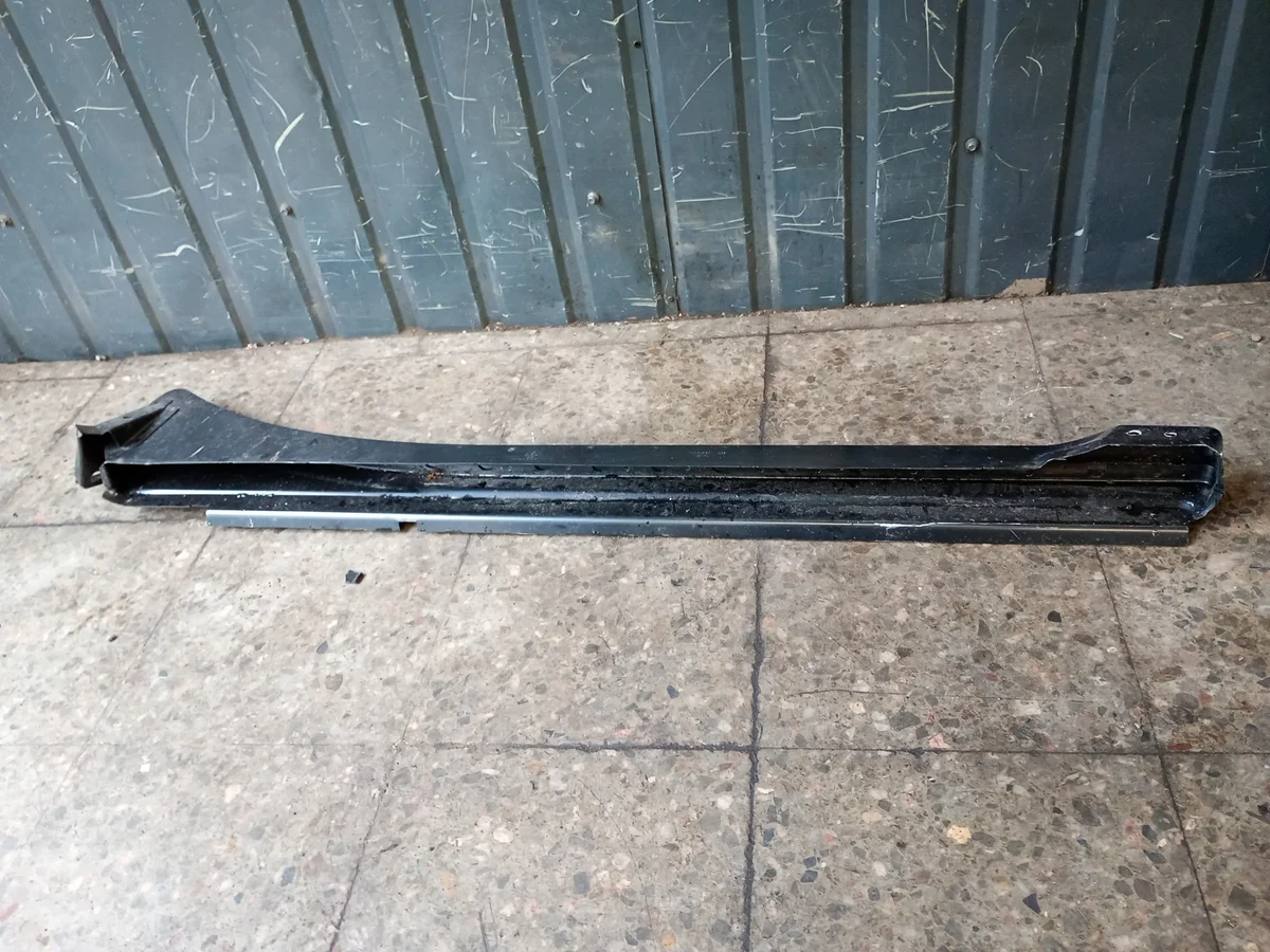 Führung Tür Schiebetür VW T5 T6 7H0843549B image 5