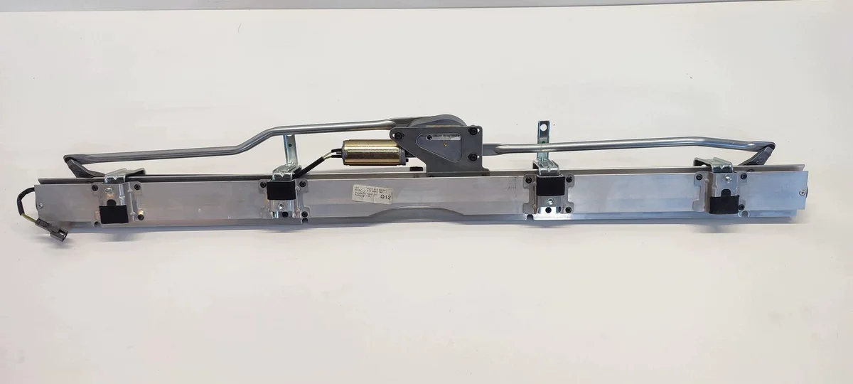 Elektrisk bagagerumsrullgardin Mercedes W211 E500