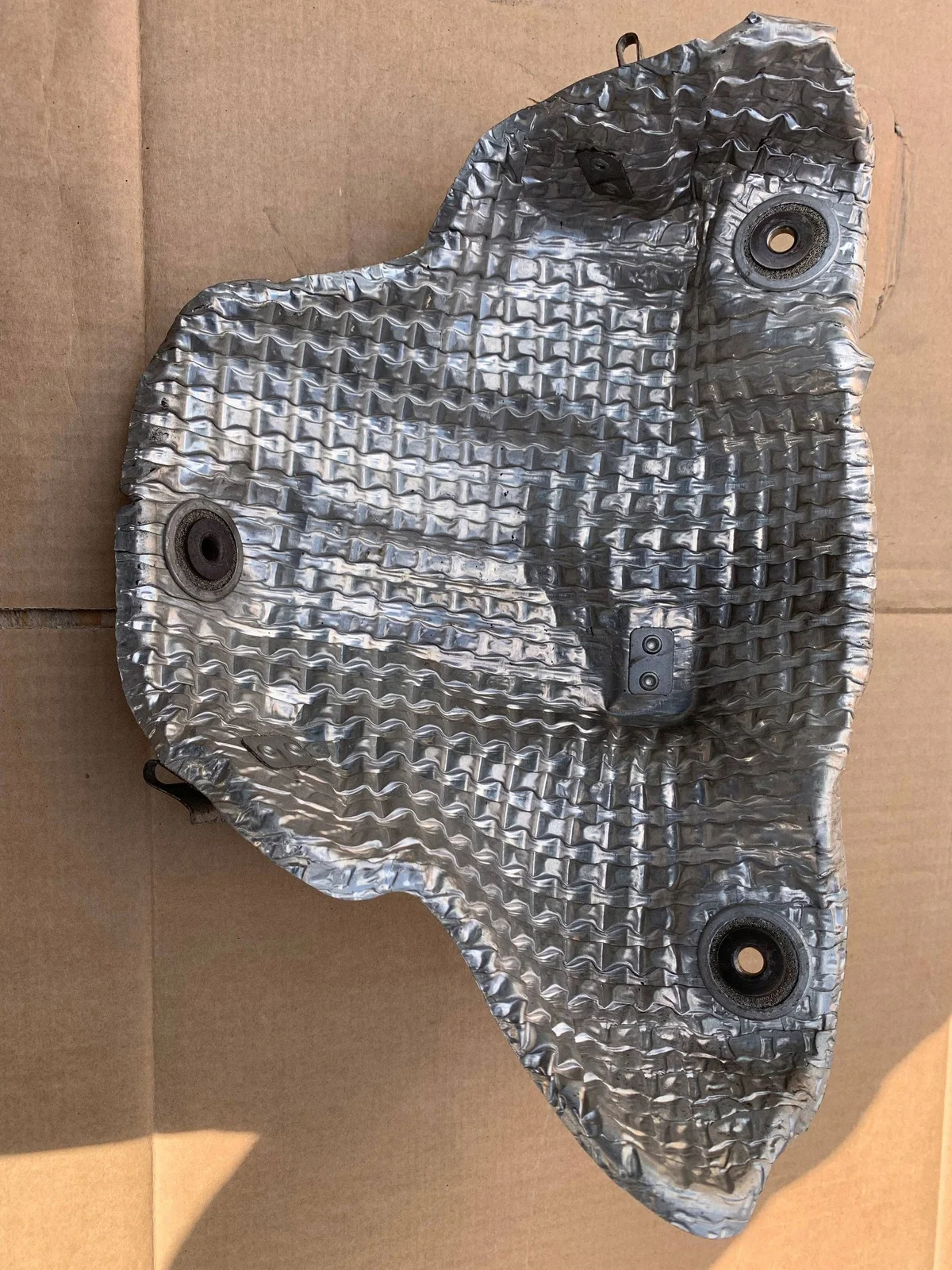 Hitzeschutz Auspuff Katalysator Vorne KIA Rio IV 1.2 image 4