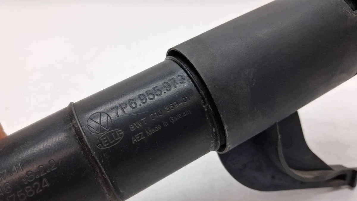 Lave-phare gauche VW Touareg II 7P image 3
