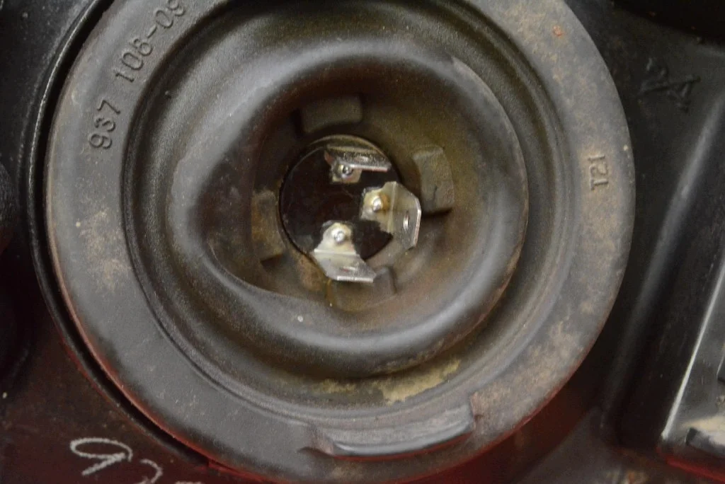 Reflektor Prawy Fiat Sedici 1 05-09 image 7