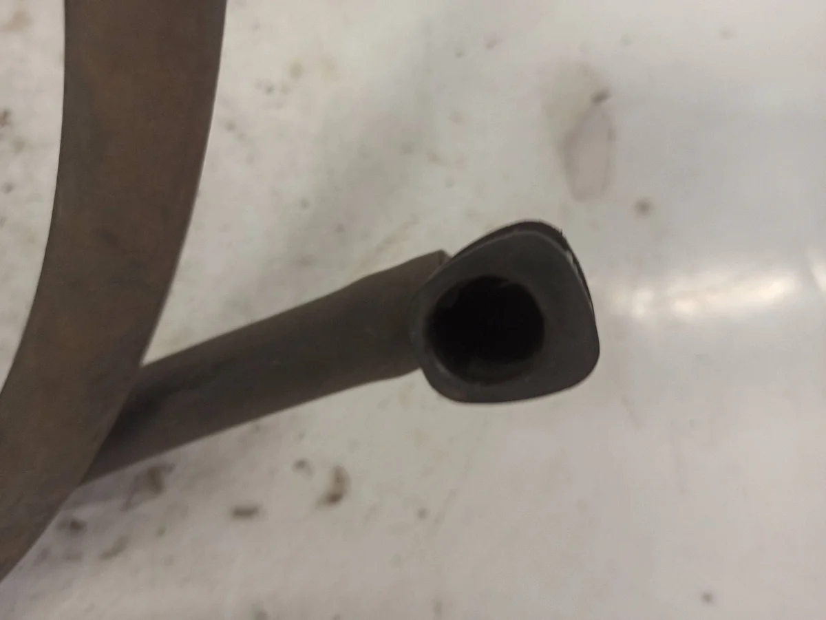 VW Passat B6 Schlauch Scheinwerferreinigung image 9