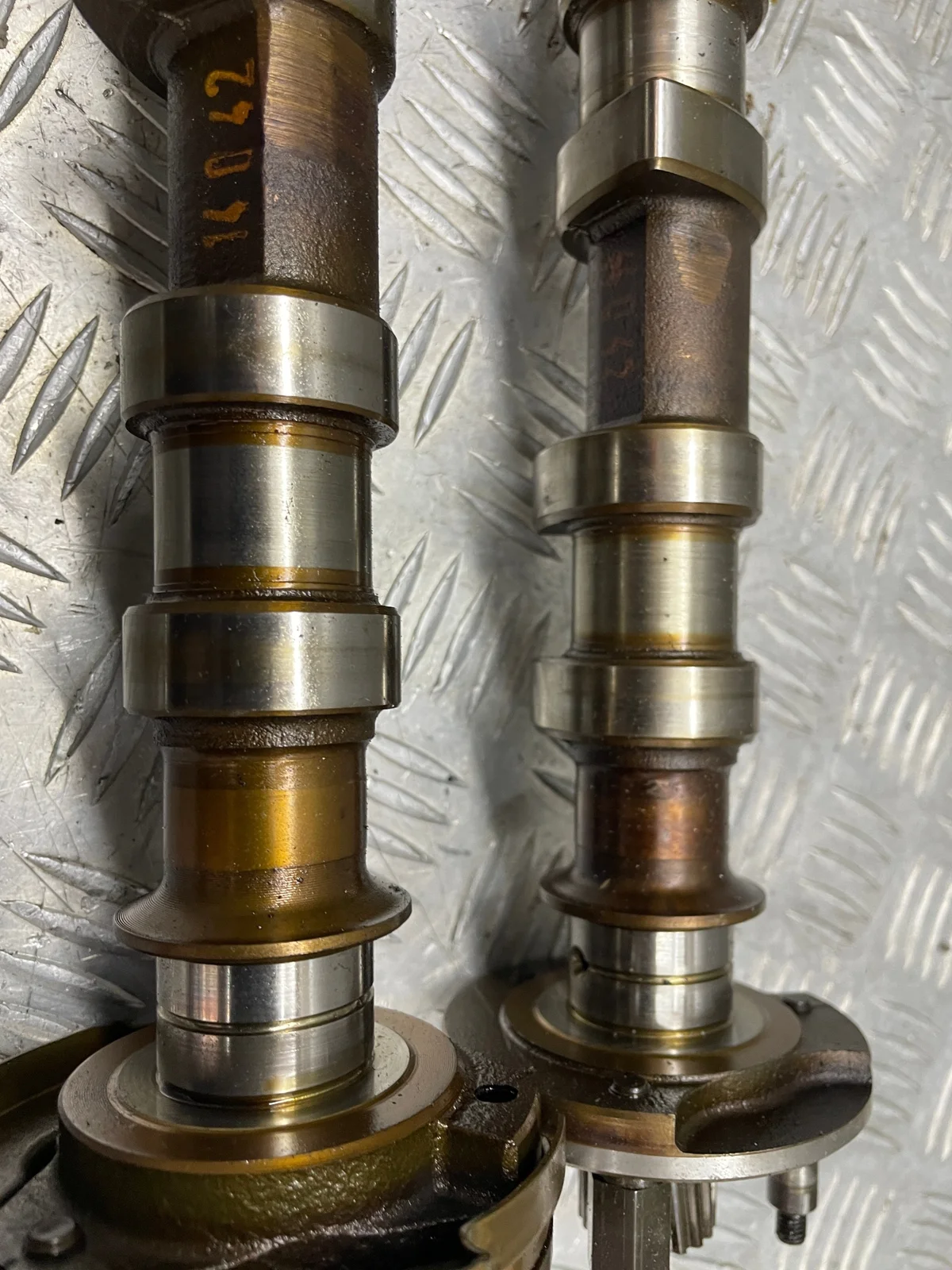 Nockenwellen BMW E46 2.2B R6 01-06 gebraucht image 3