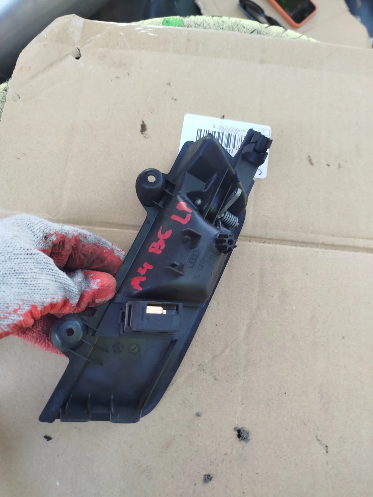 Audi A4 B6 Interior Door Handle Left Front image 6