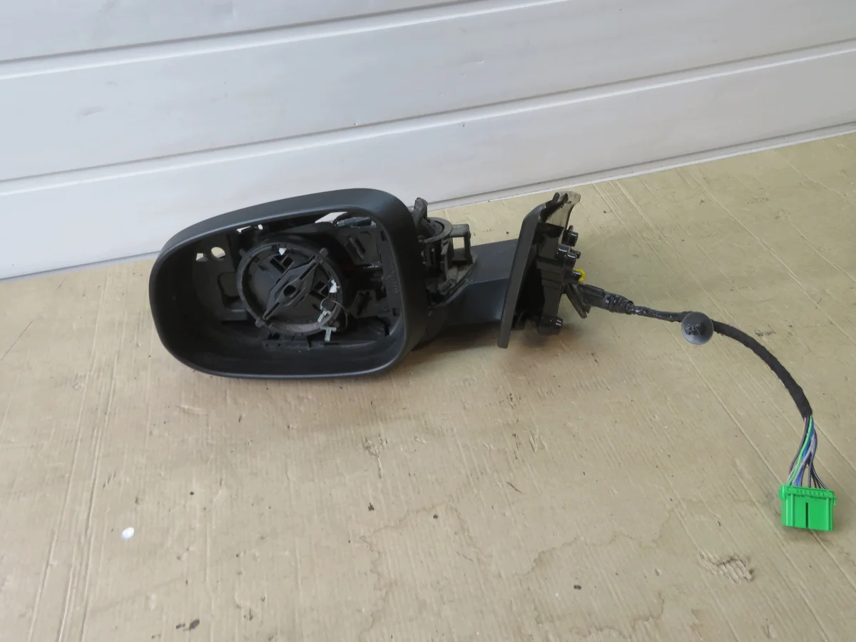 Rétroviseur gauche Volvo V40 31442580-REMO