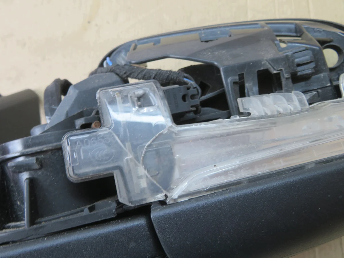 Rétroviseur gauche Volvo V40 31442580-REMO image 8